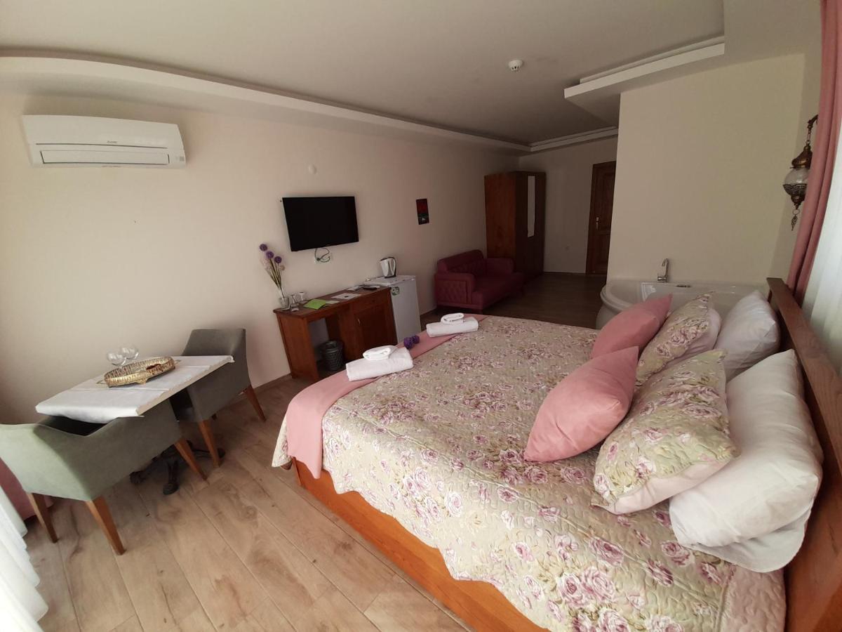 Infinity Ruby Hotel Kargi Luaran gambar