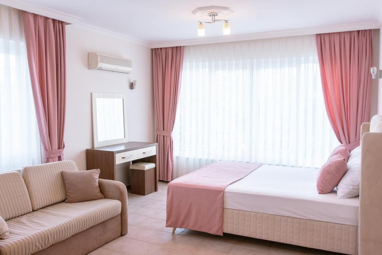 Infinity Ruby Hotel Kargi Luaran gambar
